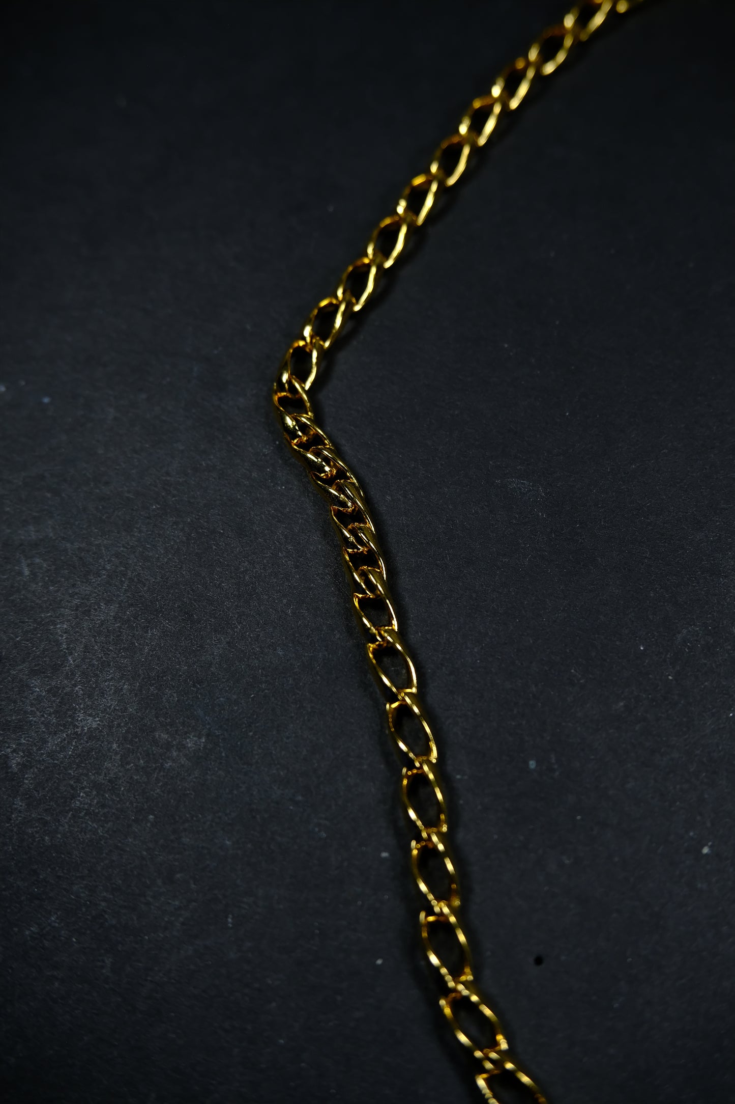 Dior Minimalist Gold Necklace